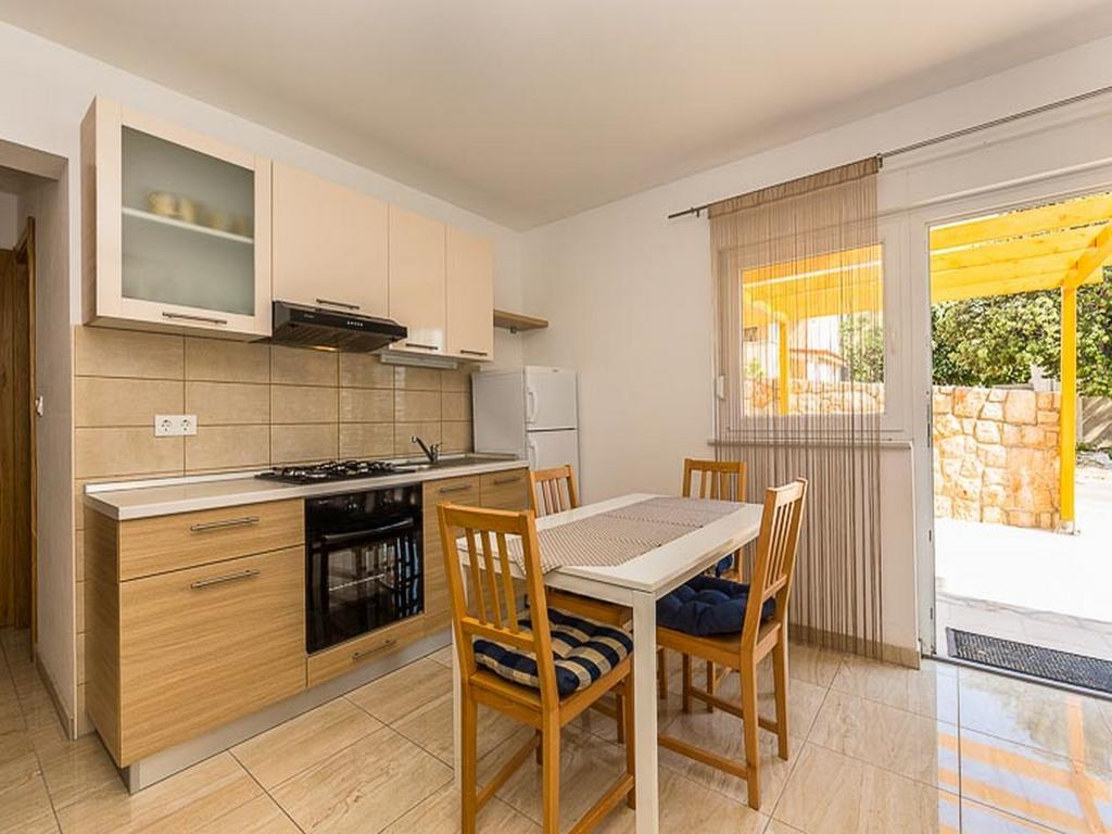 Apartments Cikac II - Modern Apartments By The Beach Mandre Room photo