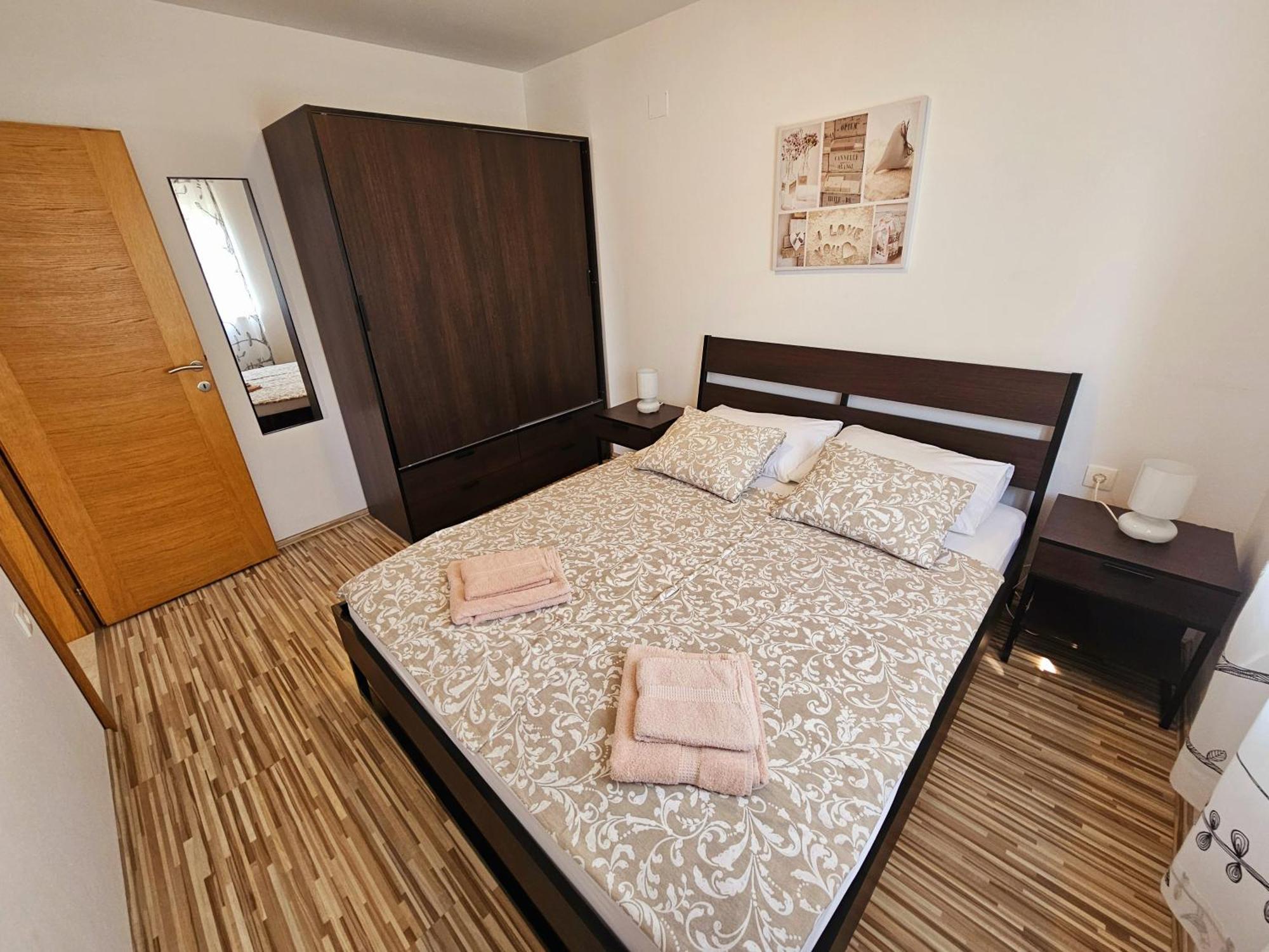 Apartments Cikac II - Modern Apartments By The Beach Mandre Exterior photo