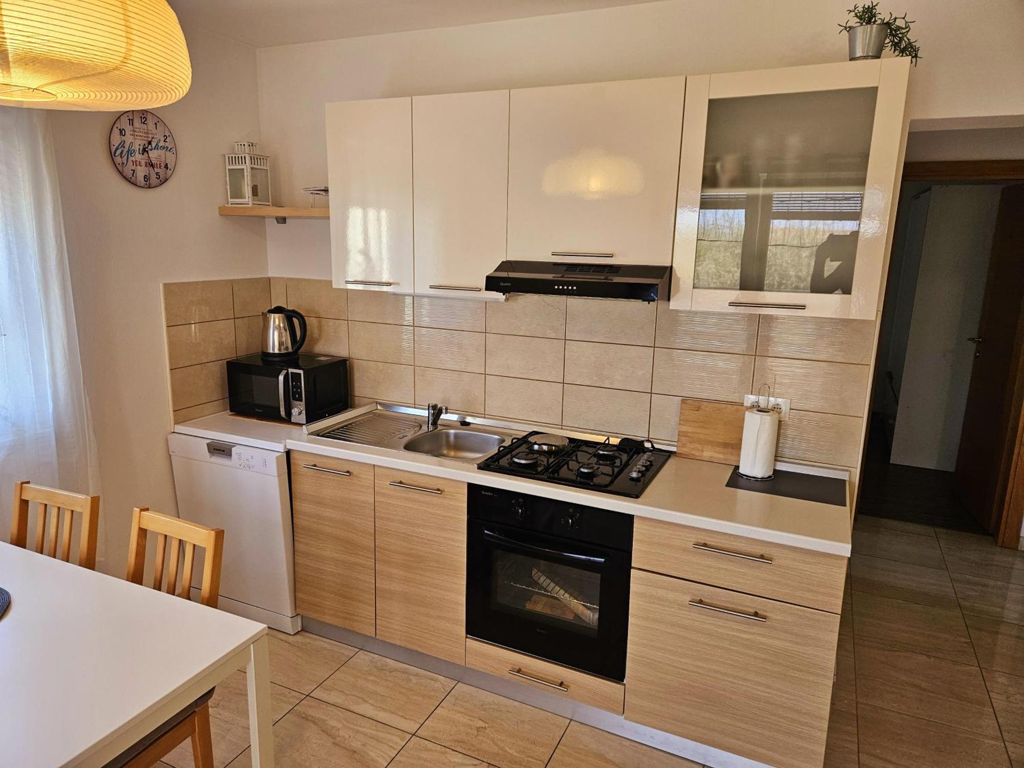 Apartments Cikac II - Modern Apartments By The Beach Mandre Exterior photo